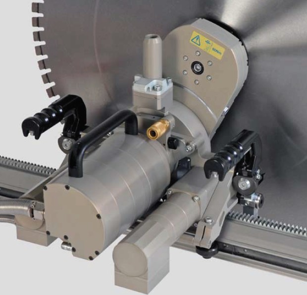 泰利莱墙锯 WSE 1217