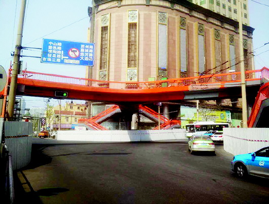 人行天桥加固维修